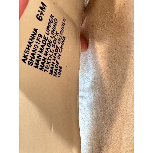 Anne Klein Iflex AKShanna Gold Metallic Buckle Slide Sandals Size 6.5M GUC - Picture 8 of 8